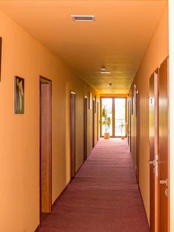 Hotel Paola Kutno Eksteriør billede