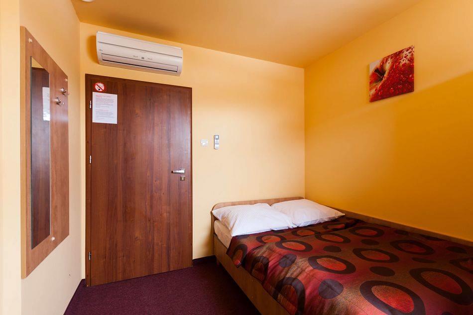 Hotel Paola Kutno Eksteriør billede