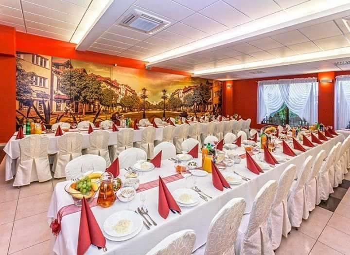 Hotel Paola Kutno Eksteriør billede