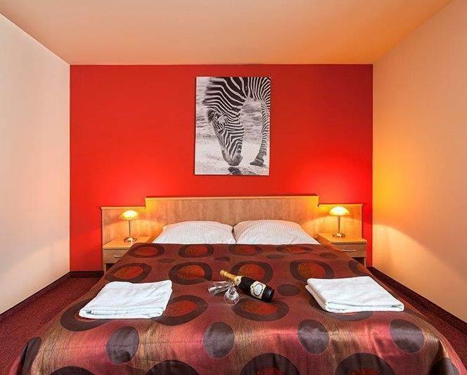 Hotel Paola Kutno Eksteriør billede